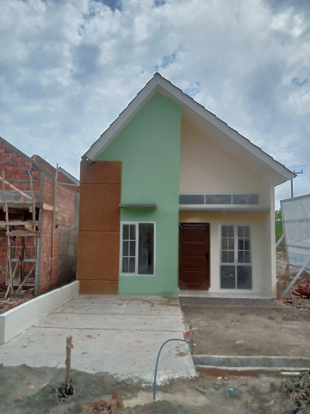 foto tampak rumah tipe 36 (subsidi) perumahan OPHELIA LAND