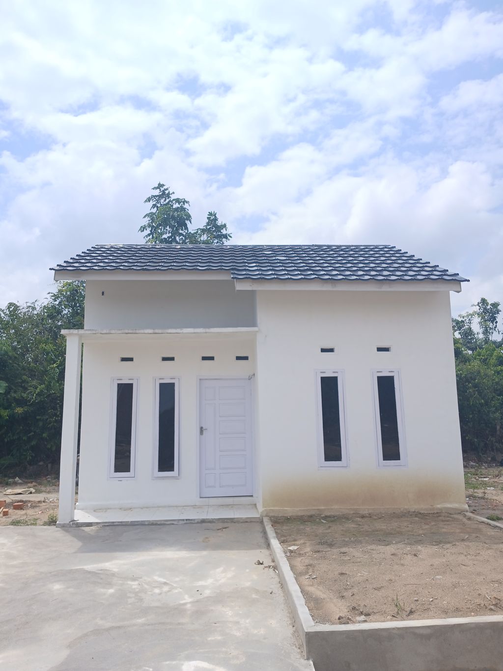 foto contoh rumah perumahan PURI HALIM 2