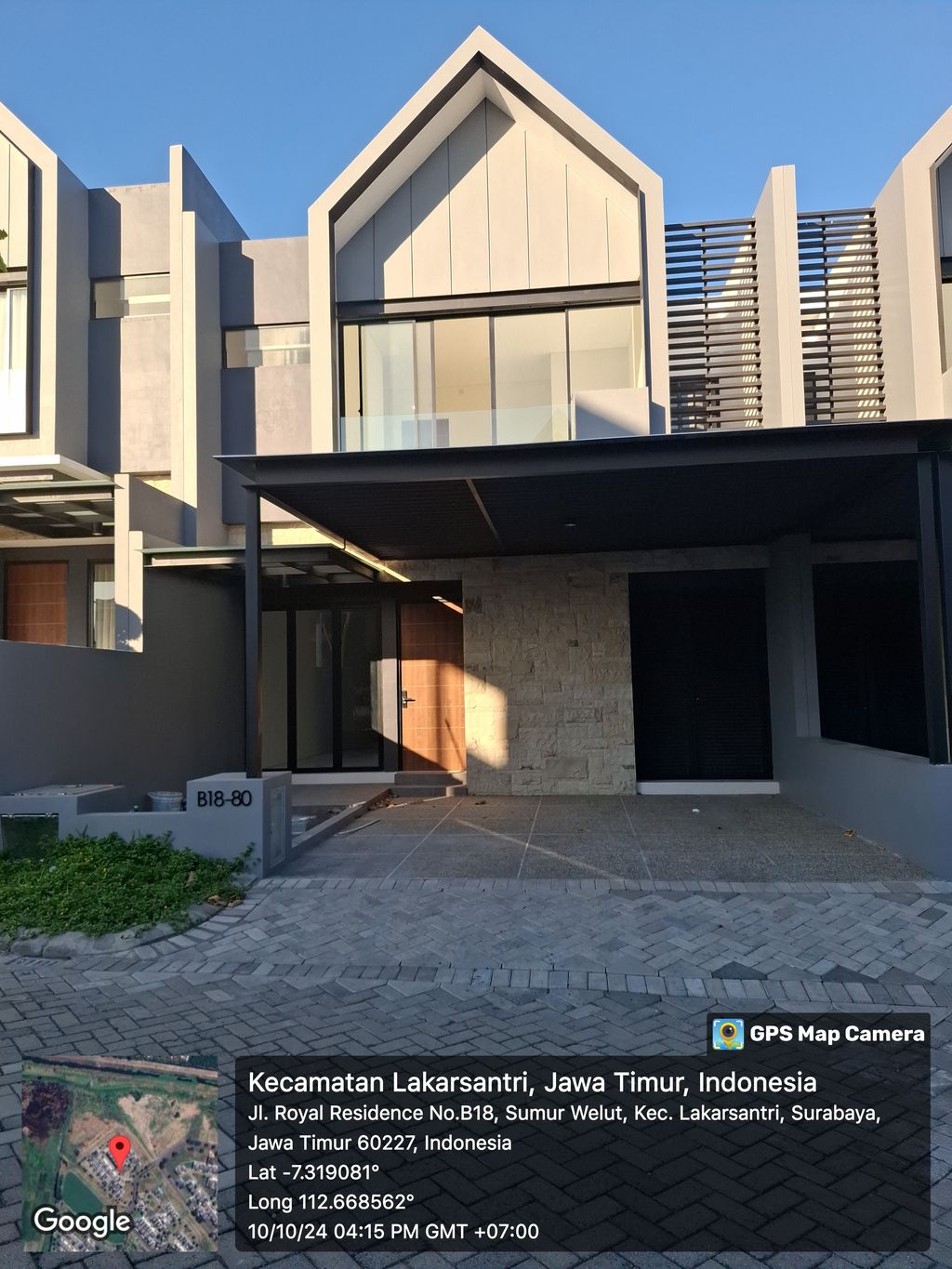 foto tampak rumah tipe Jadine perumahan ROYAL RESIDENCE