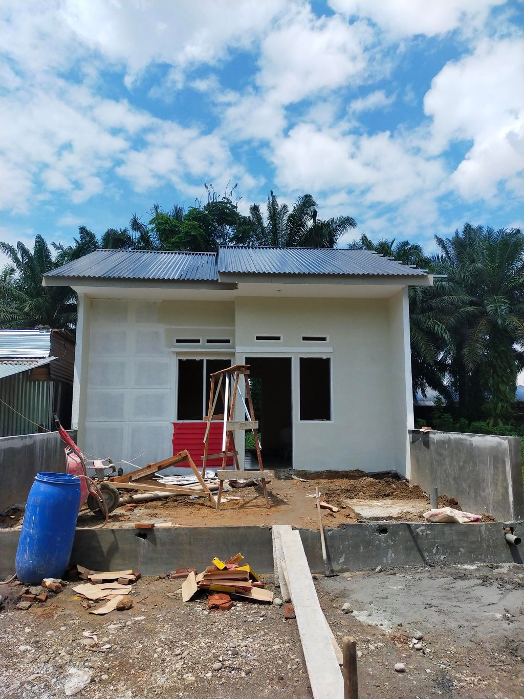 foto tampak rumah tipe 36 perumahan Griya Rambutan Suka Maju 3
