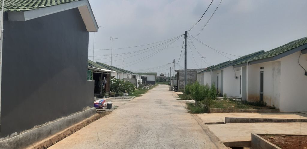 foto posisi tengah perumahan ETERNAL VILLAGE TAHAP IV