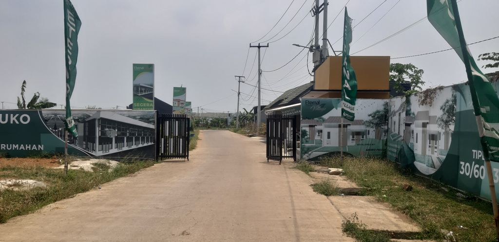 foto gerbang perumahan ETERNAL VILLAGE TAHAP IV