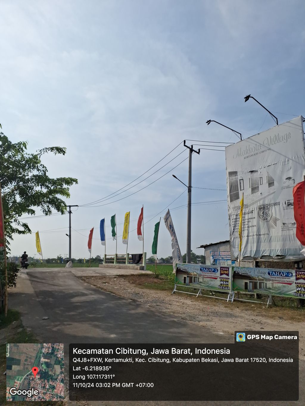 foto gerbang perumahan MAHKOTA VILLAGE TAHAP 2