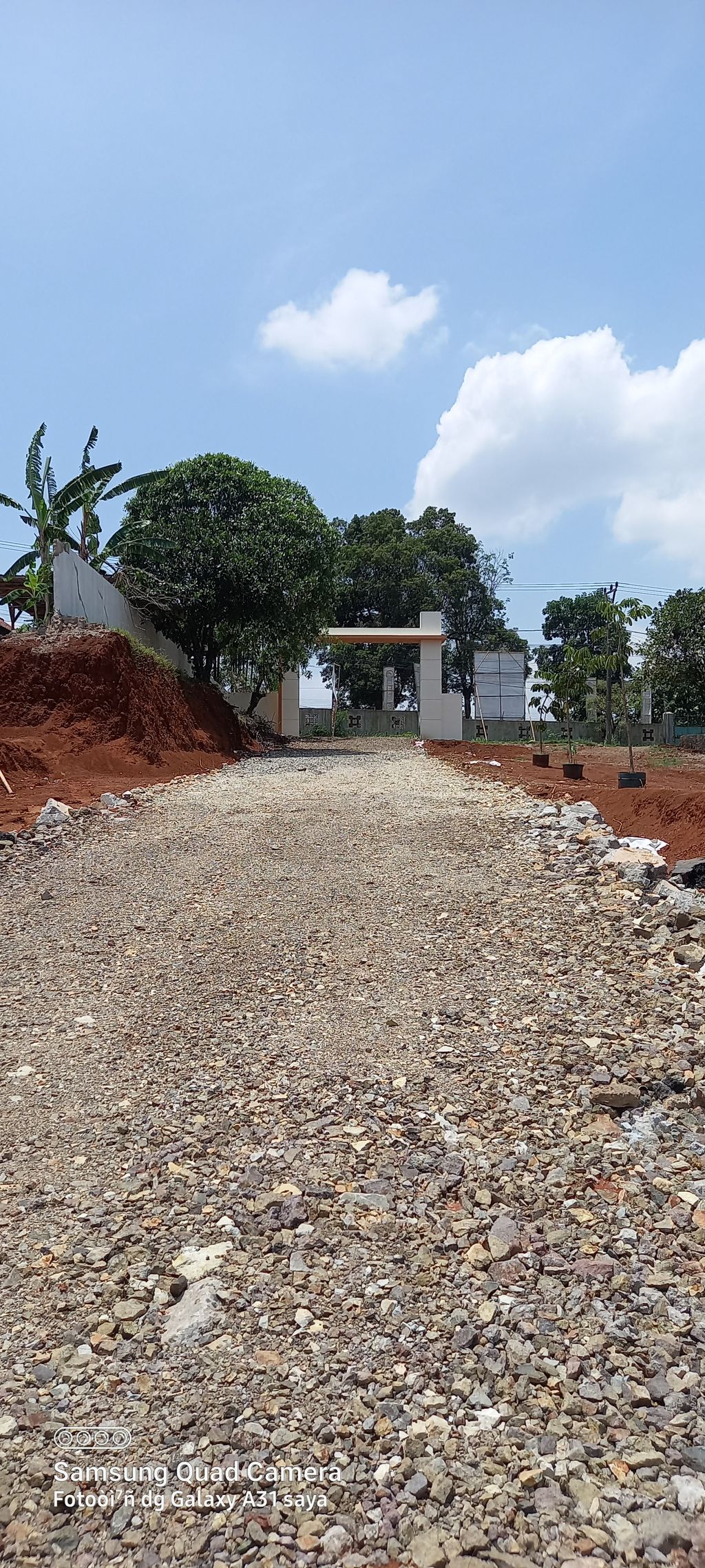 foto gerbang perumahan GRITAMAS SUKAJAYA