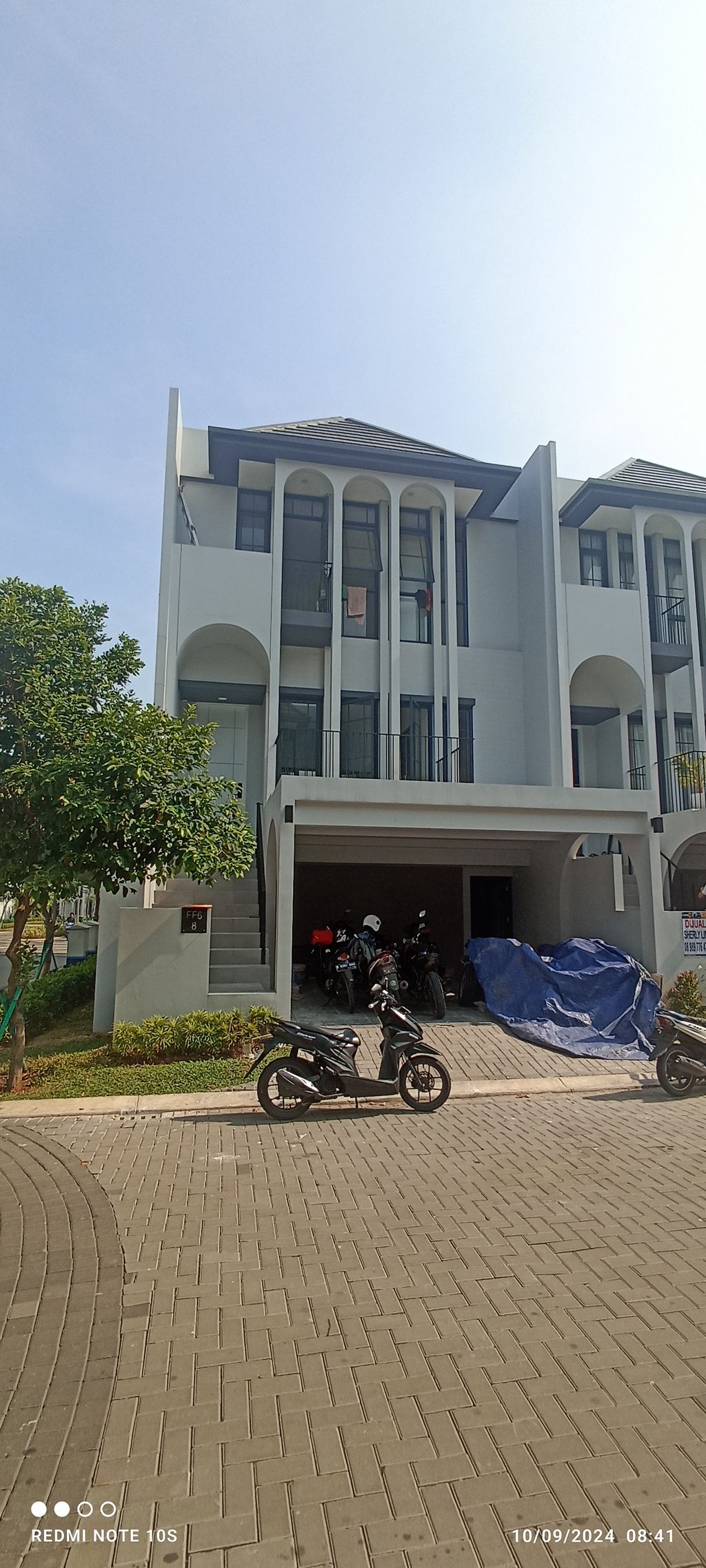 foto contoh rumah perumahan Aether