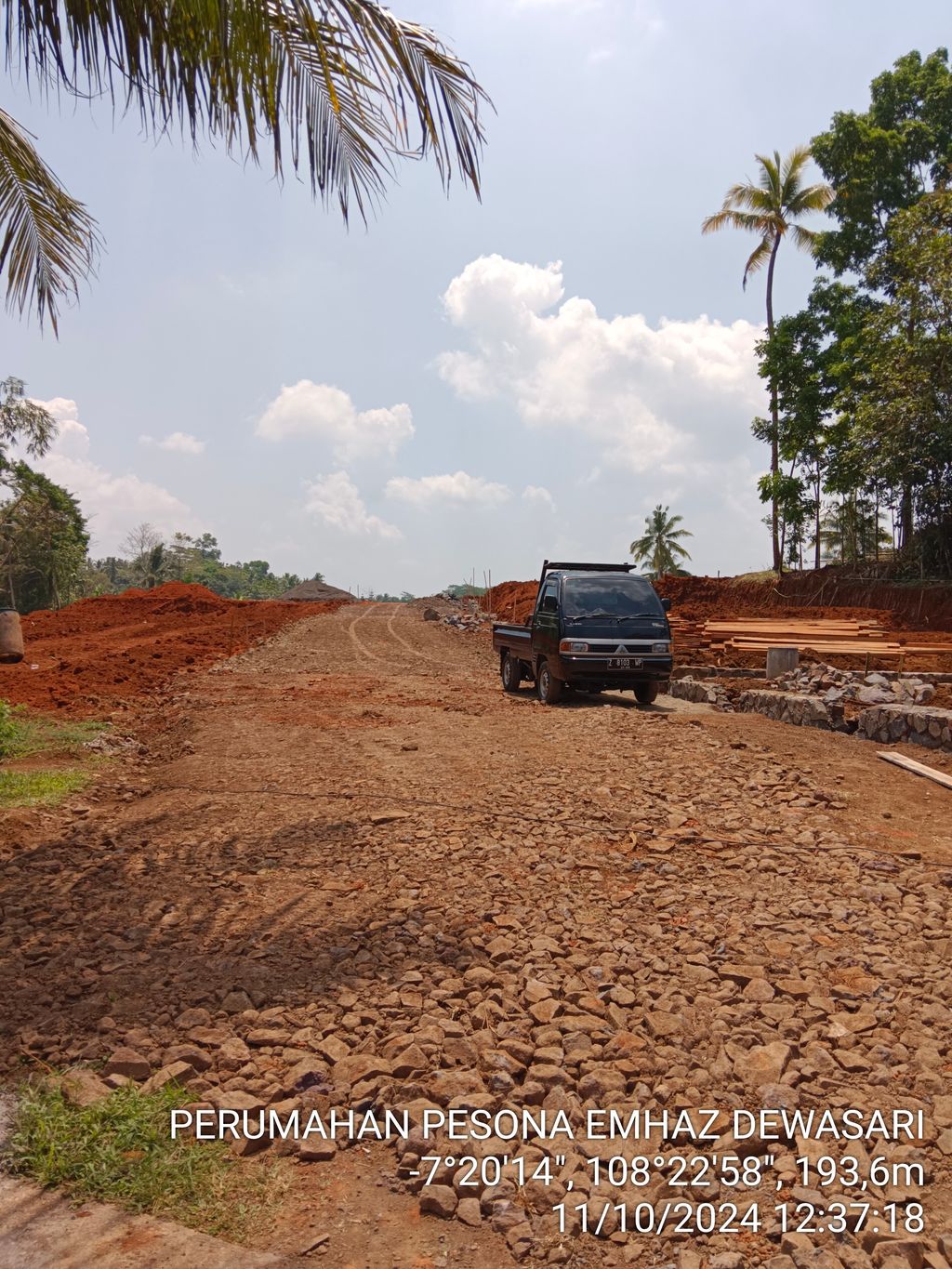 foto gerbang perumahan PESONA EMHAZ DEWASARI