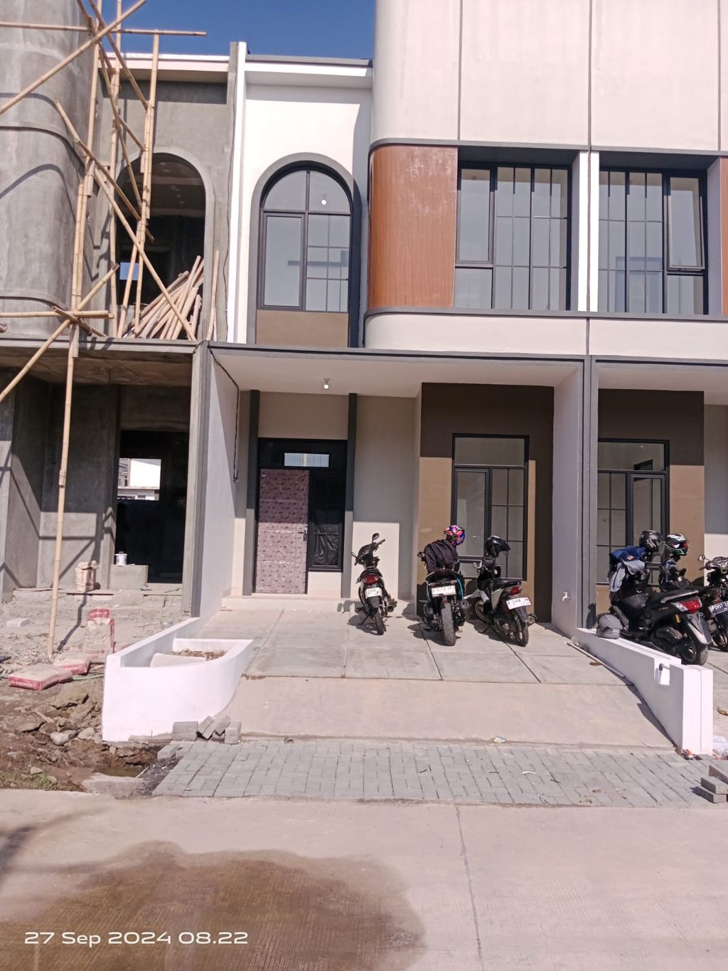 foto tampak rumah tipe 43 Compact (3 kamar) (543) perumahan Cluster Beverly