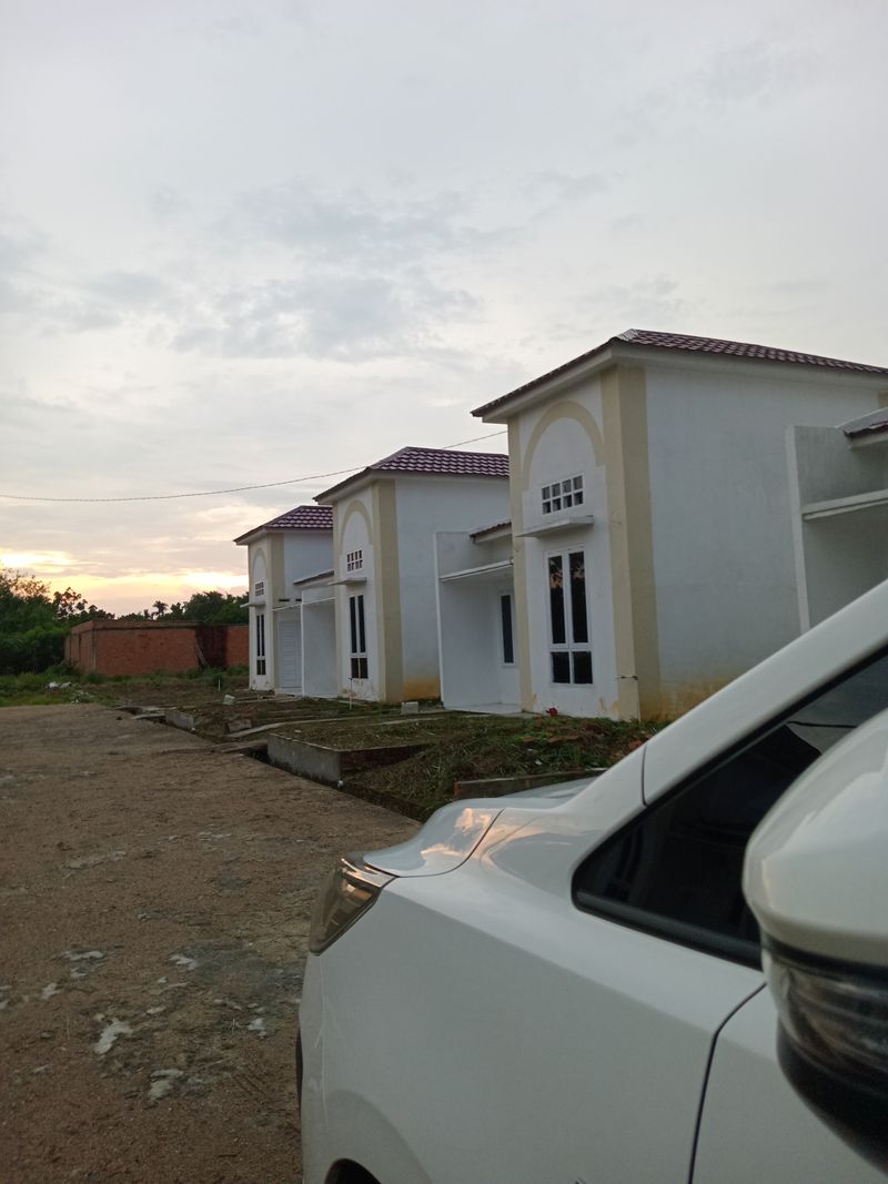foto posisi tengah perumahan Edelweiss Regency 1