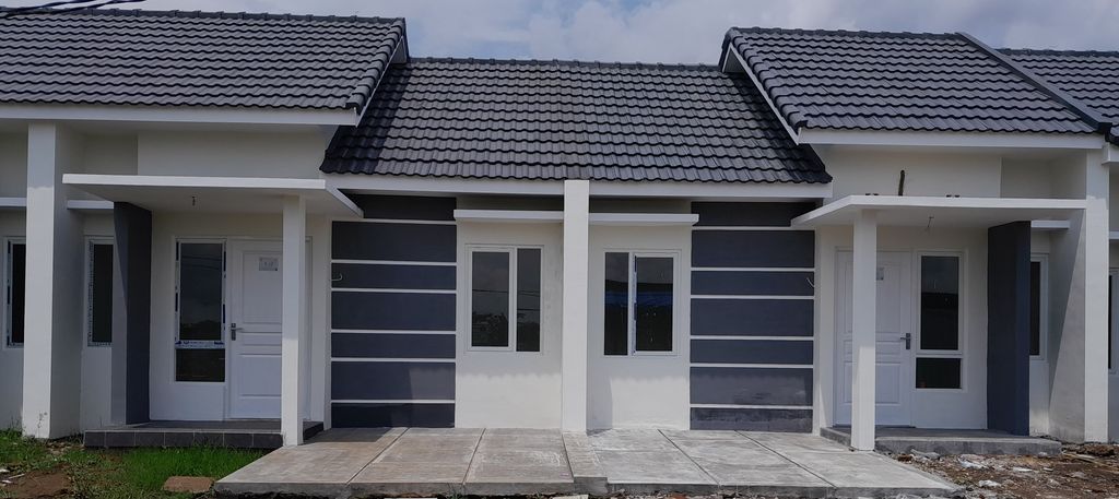foto tampak rumah tipe Blok E perumahan Perumahan Vicadha Residence