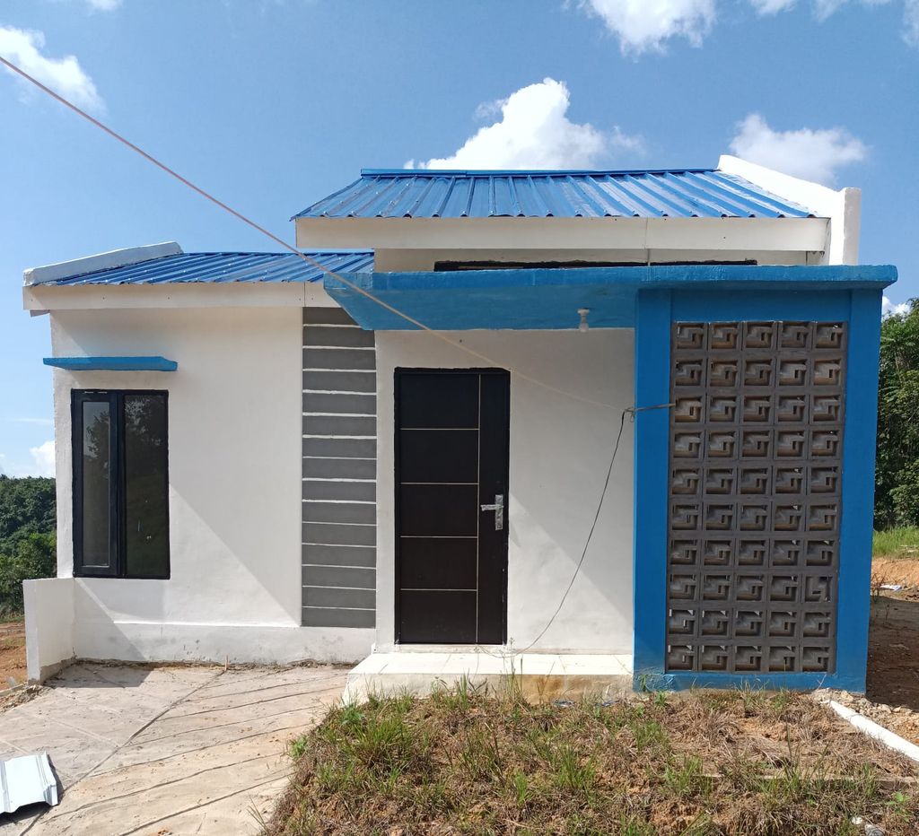 foto tampak rumah tipe 36 perumahan Singgasana Residence