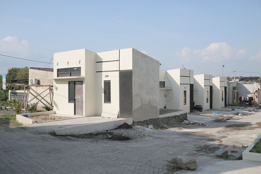 foto tampak rumah tipe 30/75 perumahan Jeruksawit Regency