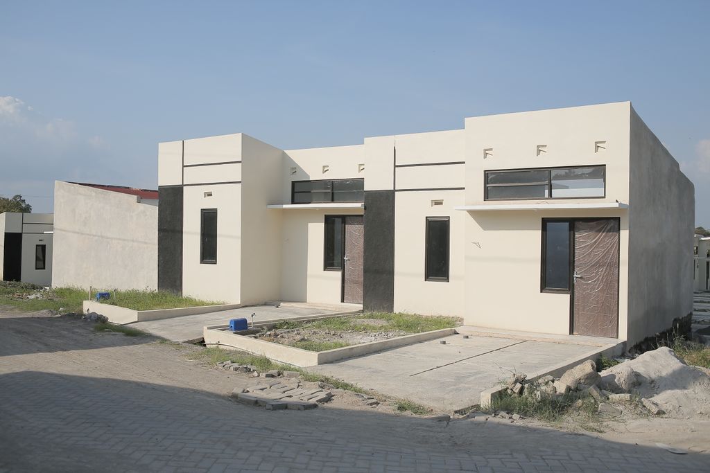 foto tampak rumah tipe 30/115 perumahan Jeruksawit Regency