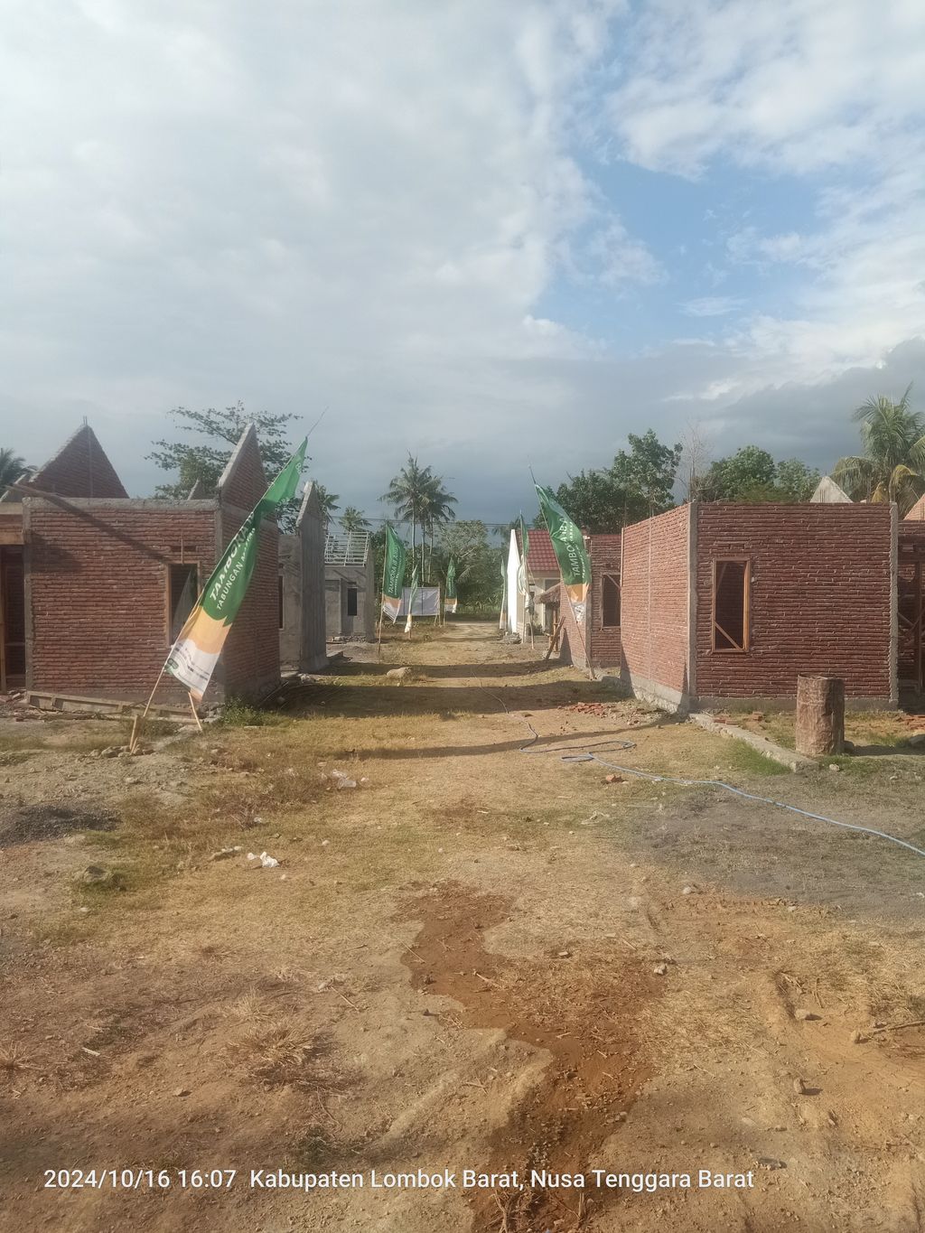 foto posisi tengah perumahan PRUMAHAN ALAM CITRINE RESIDENCE