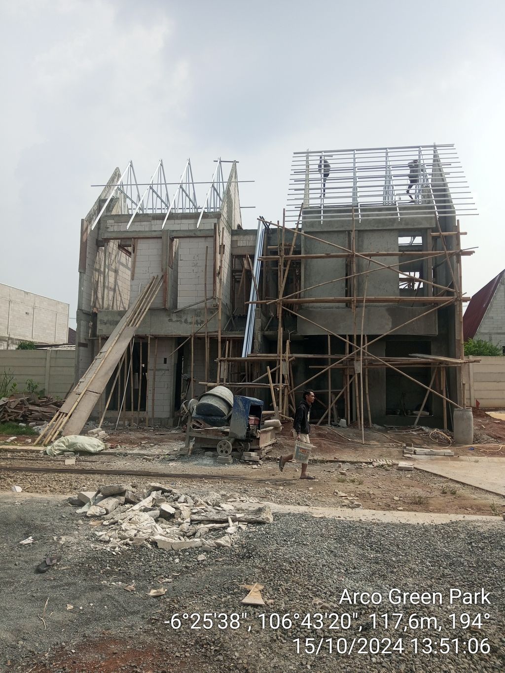 foto contoh rumah perumahan GRAND WARU RESIDENCE