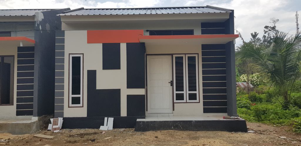 foto contoh rumah perumahan TIRAWUTA LAND