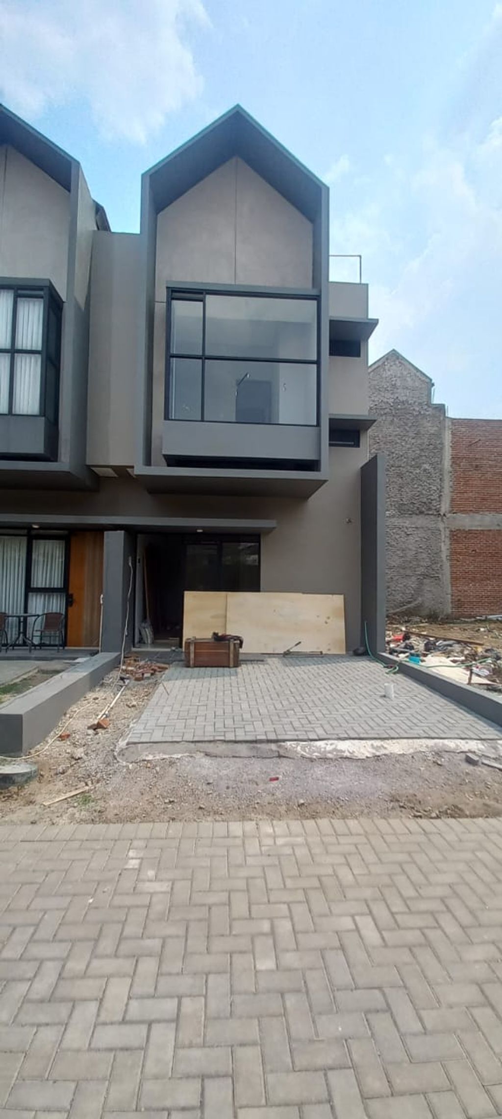 foto tampak rumah tipe 65 (D7) perumahan Kopo Harmonis Townhouse