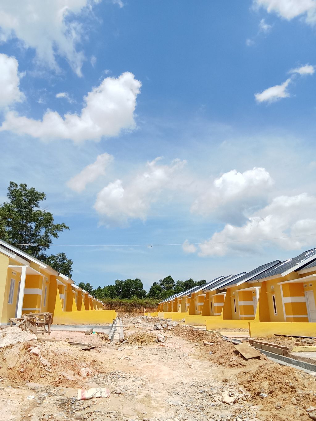 foto posisi tengah perumahan Diamond Hills