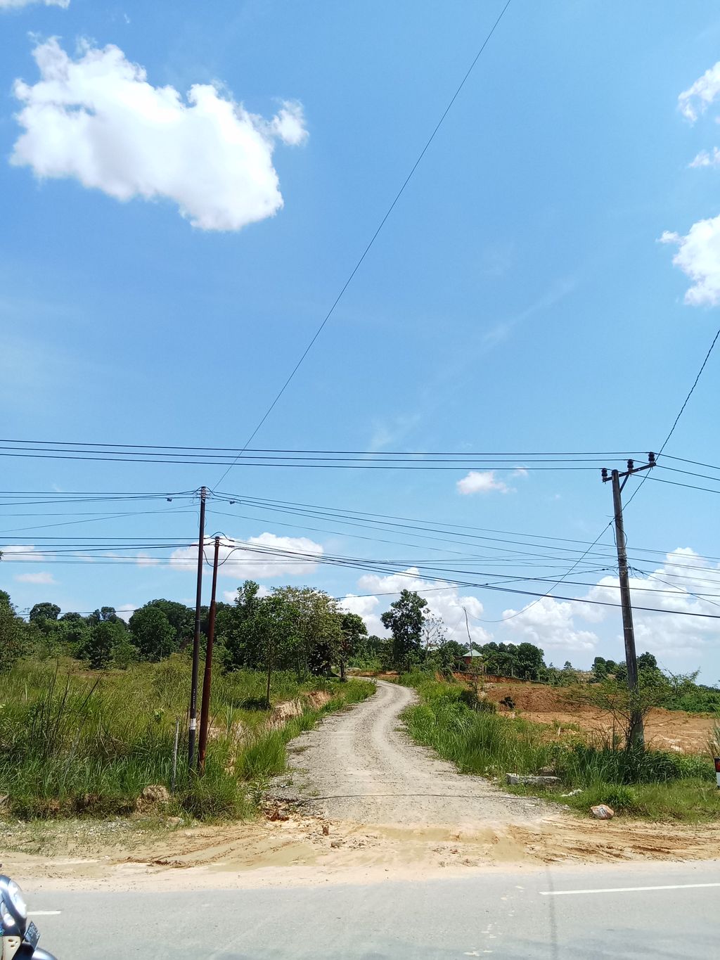 foto gerbang perumahan Diamond Hills
