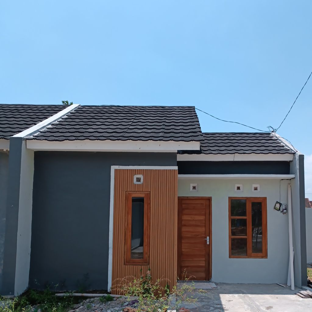 foto tampak rumah tipe 30/60 perumahan Puri Kamulyan 1