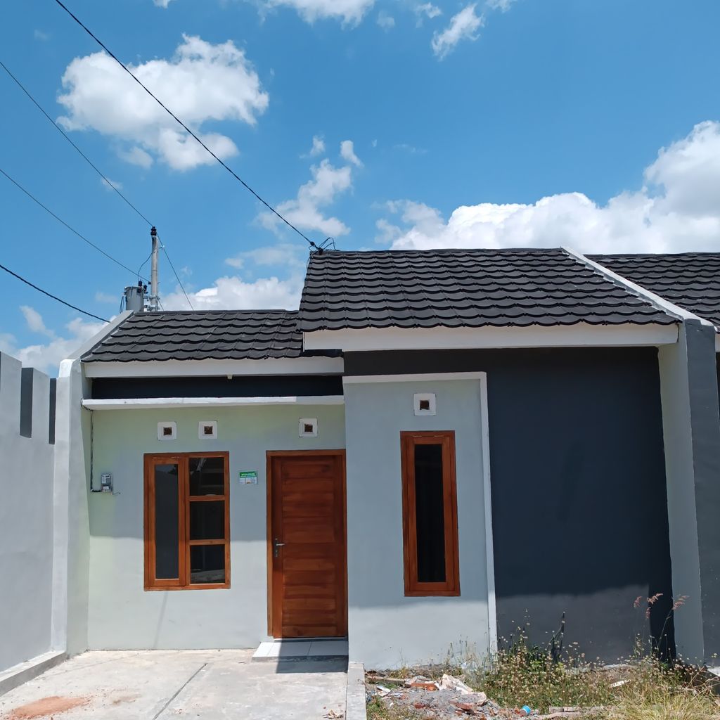 foto tampak rumah tipe 30/60 perumahan Puri Kamulyan 1