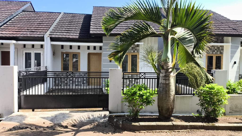 foto tampak rumah tipe A-2 perumahan Grand Pande Hill