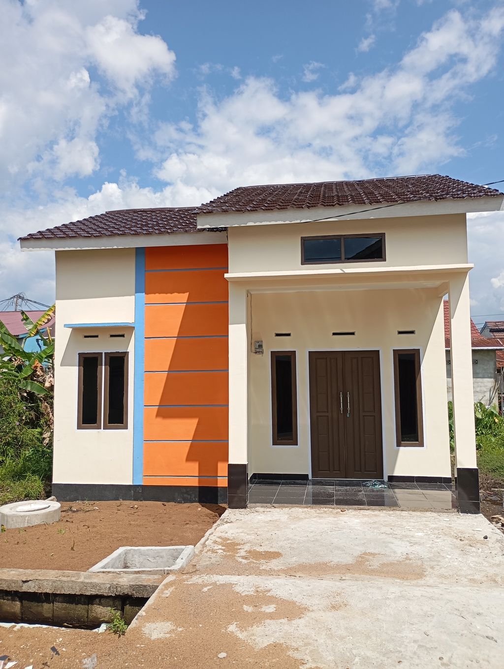 foto contoh rumah perumahan FAMILI SEJAHTERA