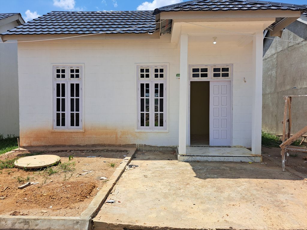 foto tampak rumah tipe BRATANATA 10 perumahan BRATANATA RESIDENCE 10