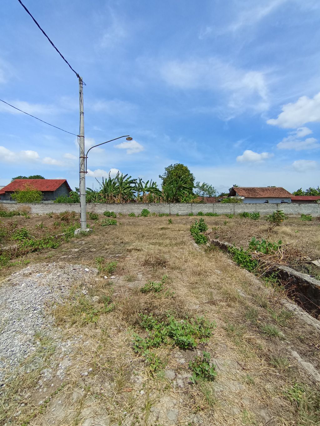 foto posisi tengah perumahan Cluster Kawedanan Residence