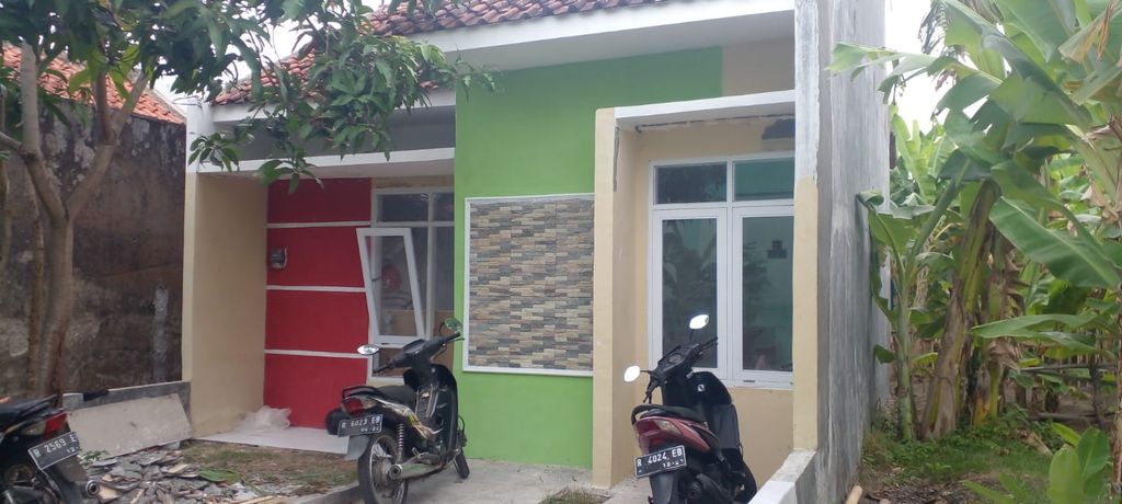 foto tampak rumah tipe RS 36 perumahan Griya Tegal Asri