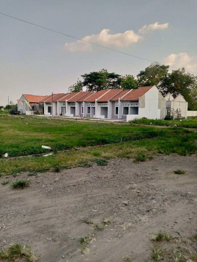 foto gerbang perumahan GRAHA LUMBUNG MAS