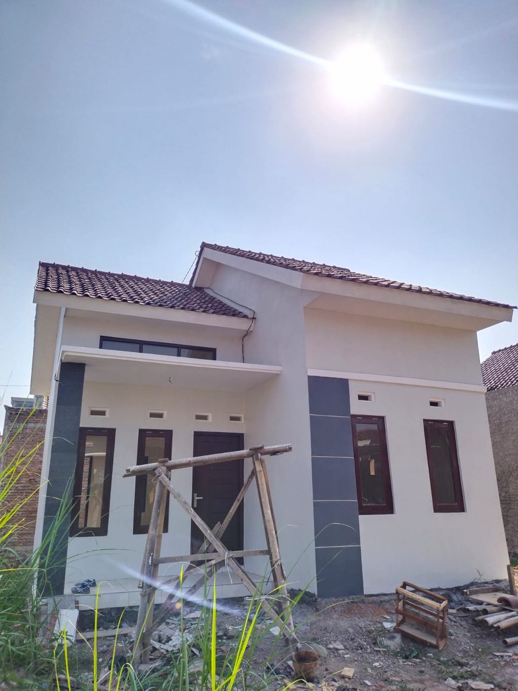 foto contoh rumah perumahan Graha Naya Pringrejo