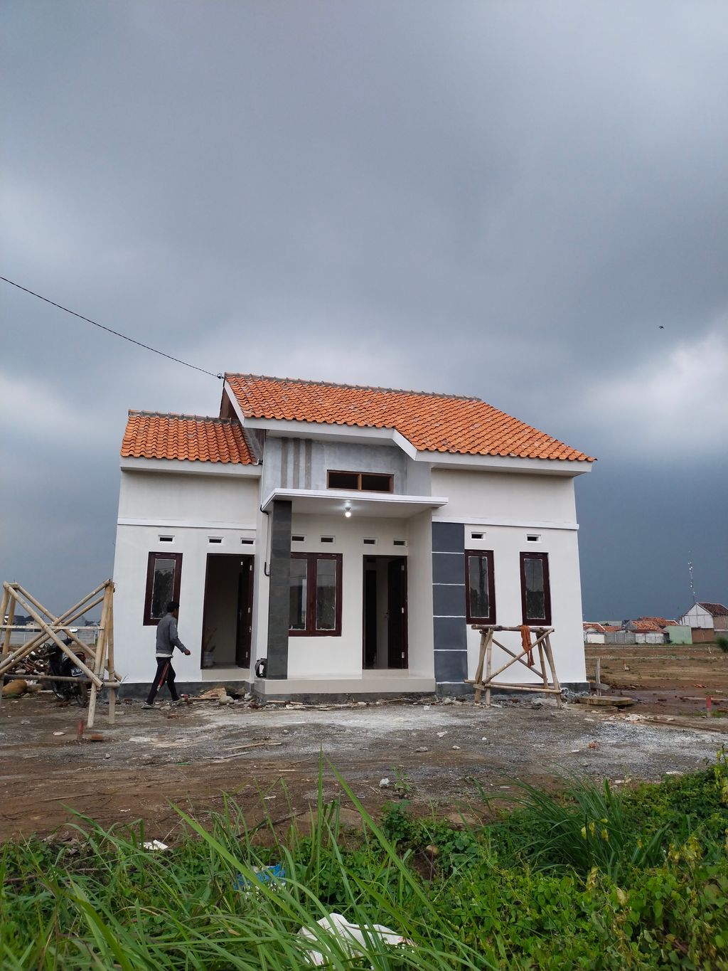foto tampak rumah tipe 45/90 perumahan Graha Naya Pringrejo