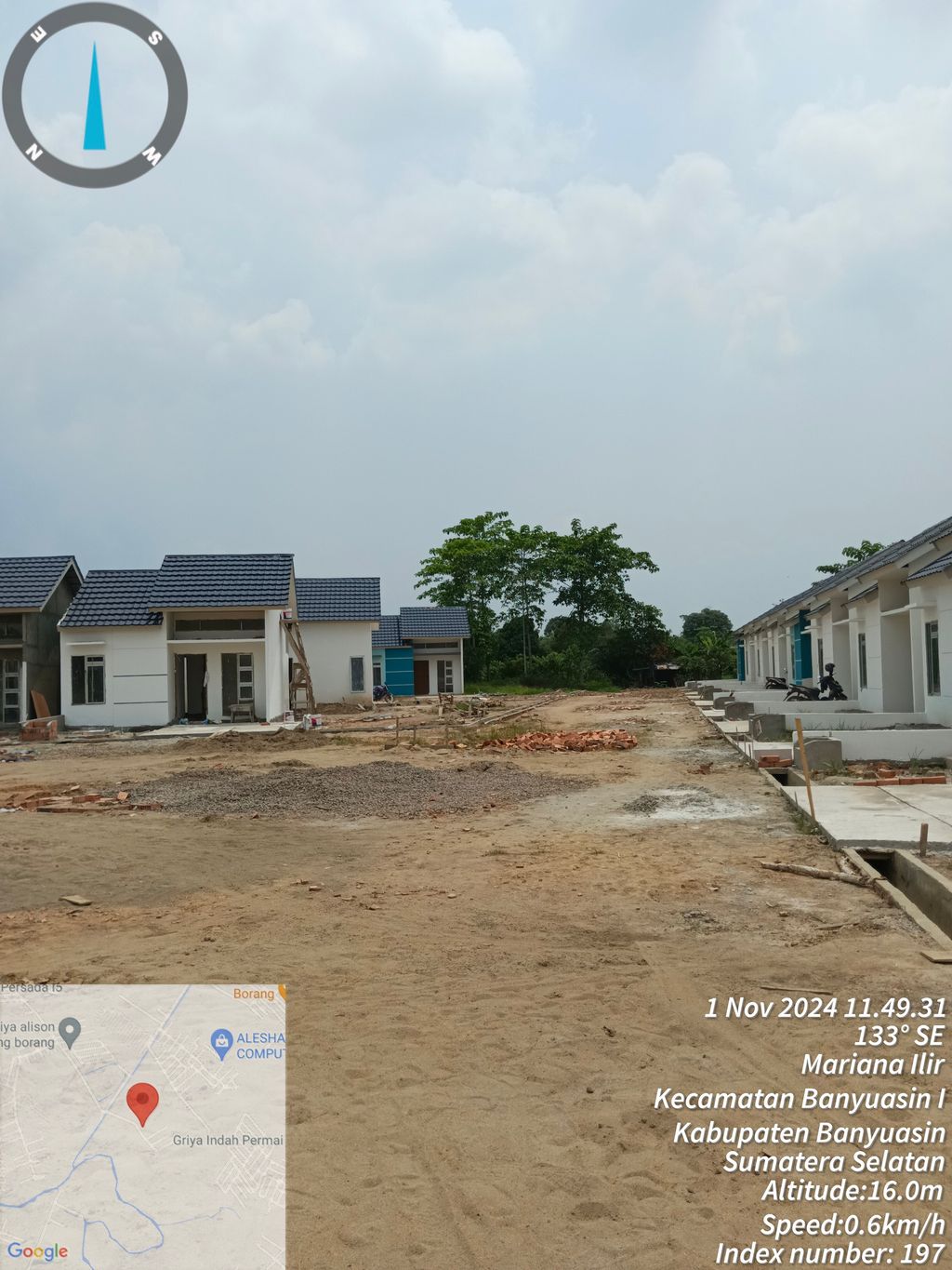 foto gerbang perumahan MOZIO LAND