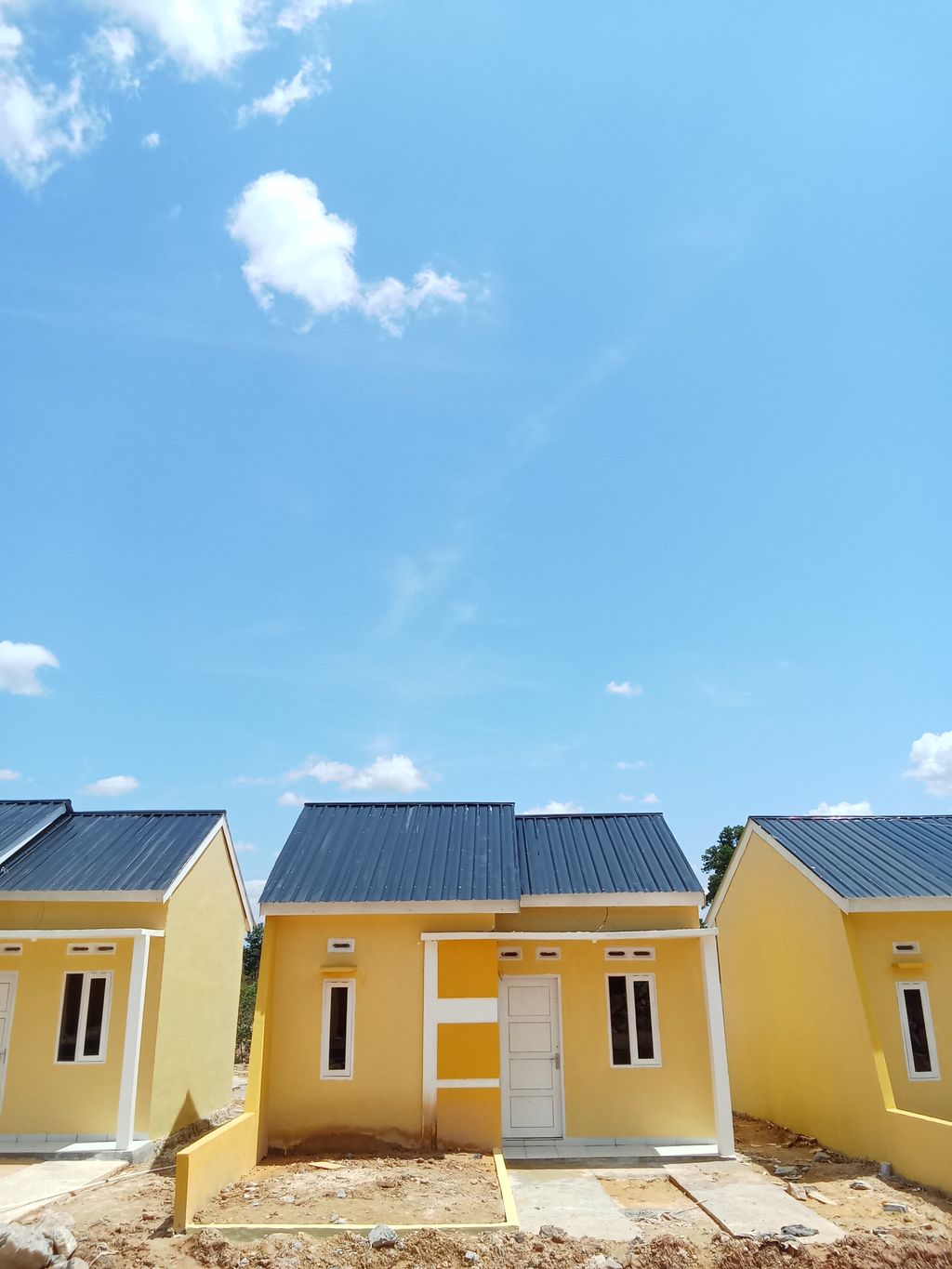foto tampak rumah tipe subsidi perumahan Diamond Hills