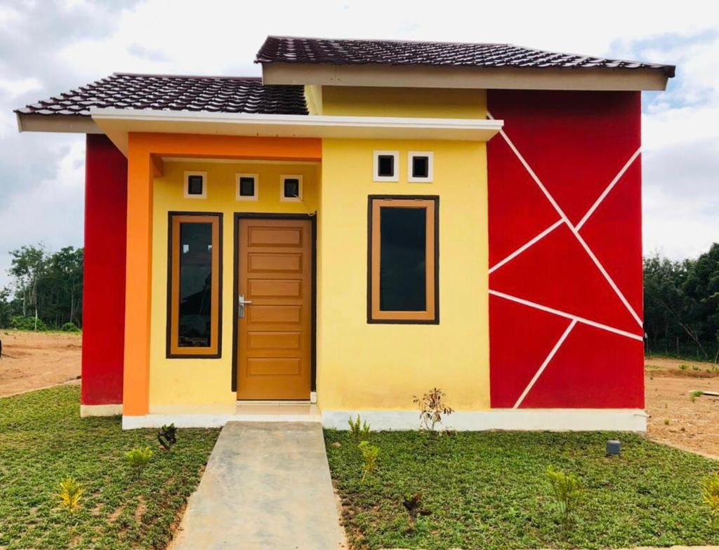 foto tampak rumah tipe 36/84 perumahan Bukit Rahma residence 2 
