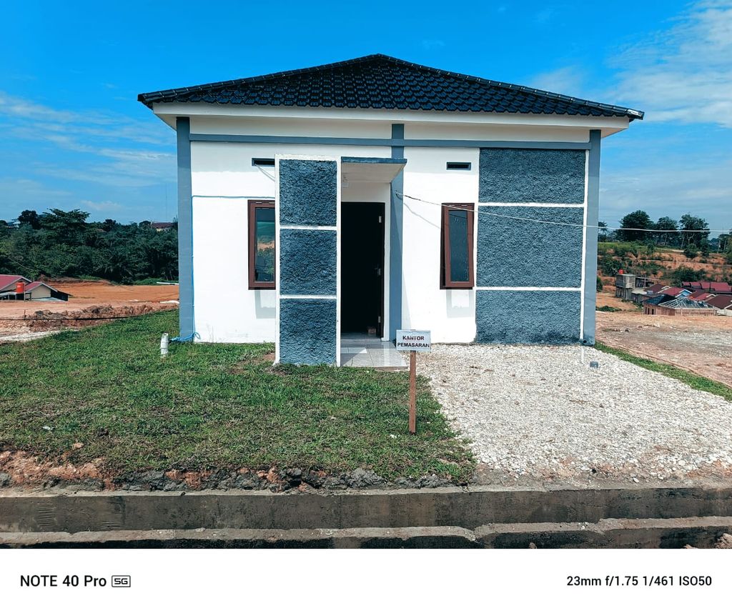 foto tampak rumah tipe 36 perumahan Harmoni Park 2