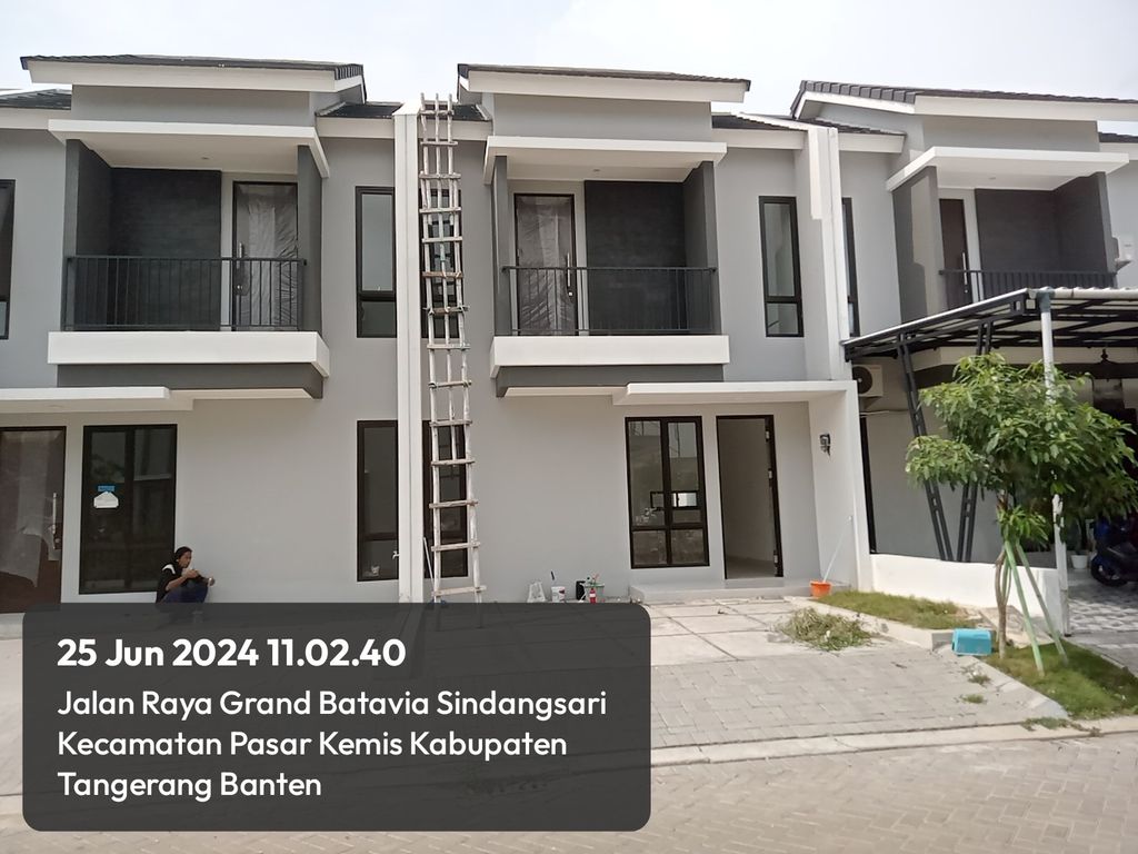 foto tampak rumah tipe ALAMANDA perumahan PURI JAYA 21