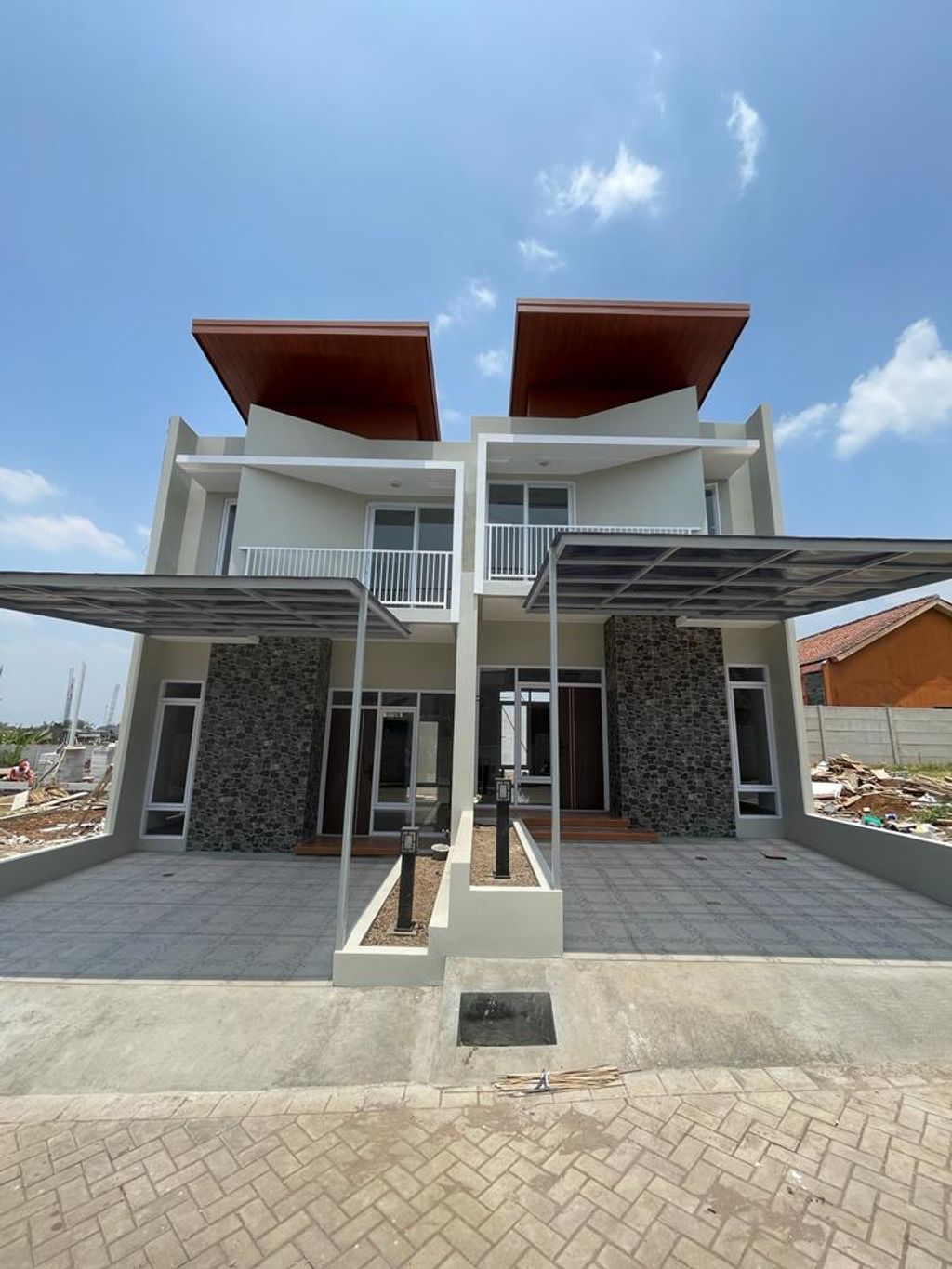 foto tampak rumah tipe 50/76 perumahan Jatinangor City Park