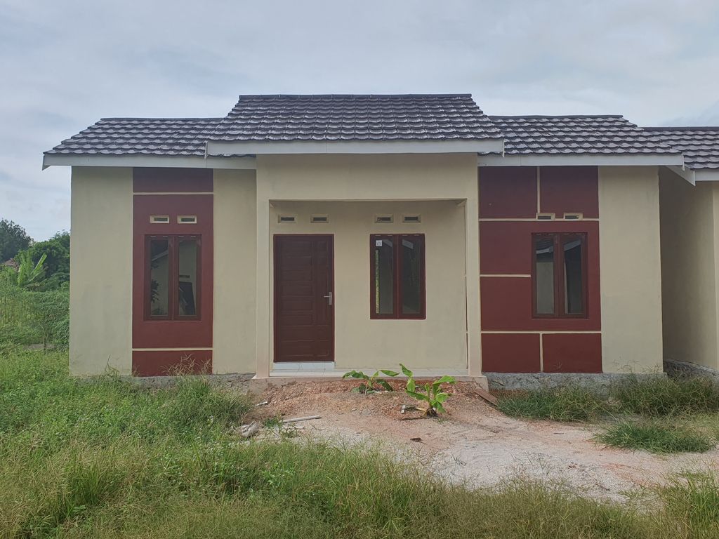 foto tampak rumah tipe Kelua B perumahan BAITUN SOPHIA KELUA