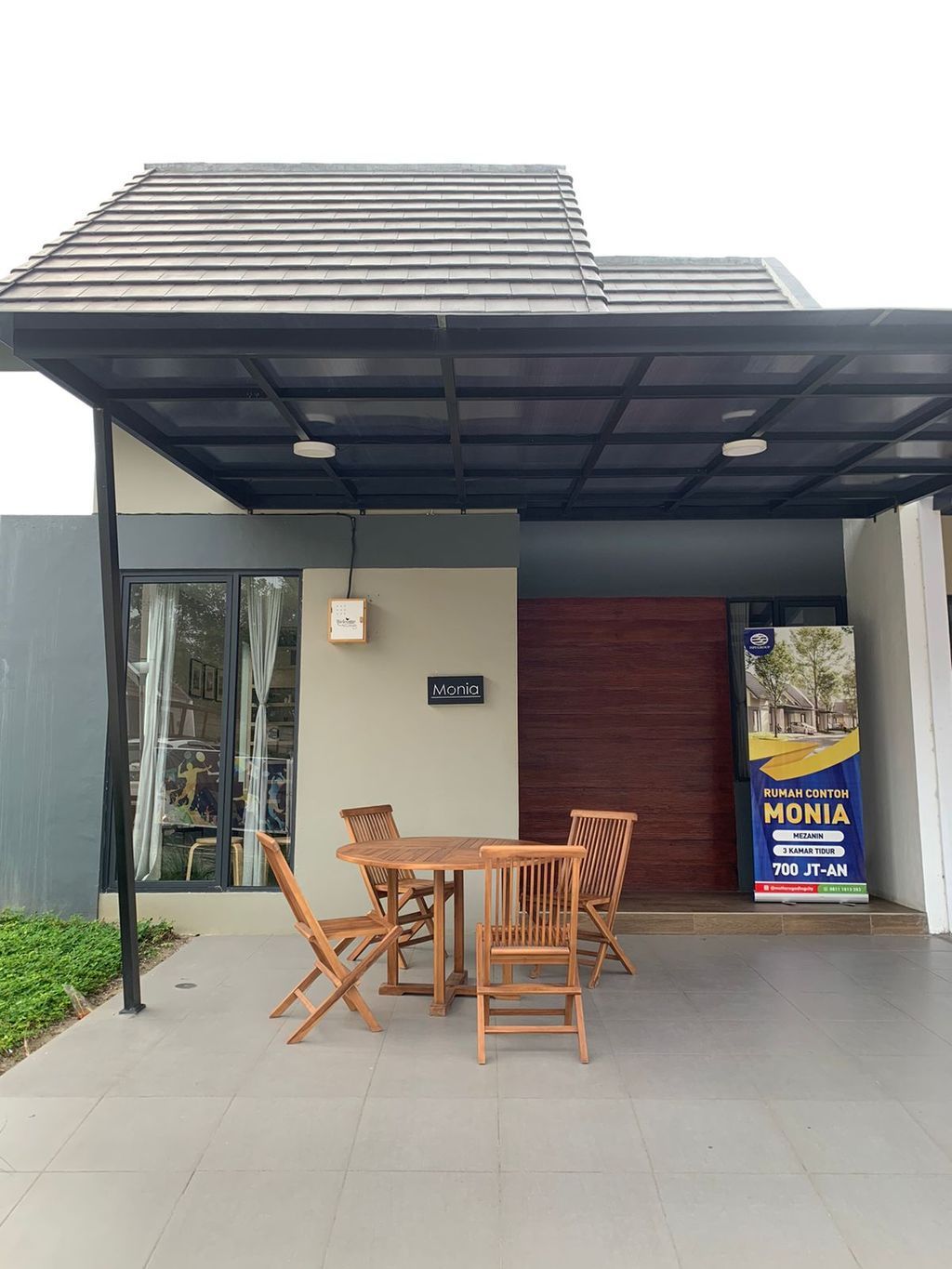 foto tampak rumah tipe MONIA 1193 perumahan MUTIARA GADING CITY - LONDON BLV