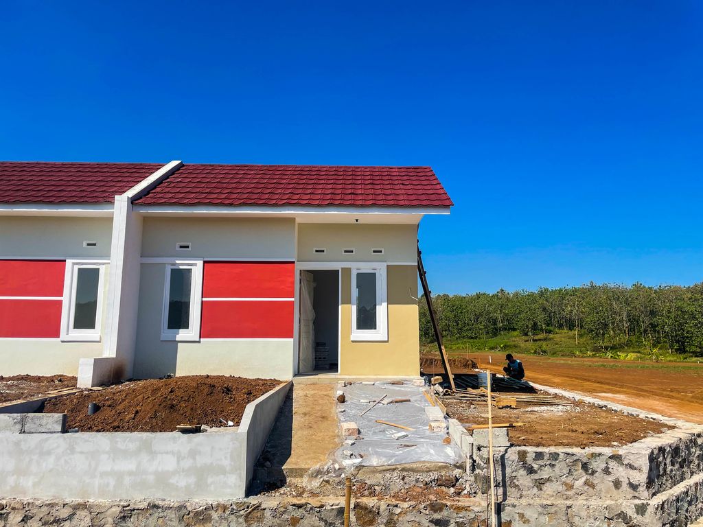 foto tampak rumah tipe 23 / 152 perumahan ADINATA RAYA