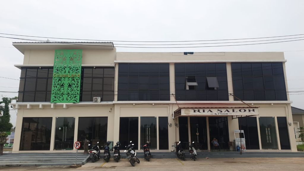 foto tampak rumah tipe RUKO TIARA 60 PMK 100 A3 perumahan CIRUAS LAND