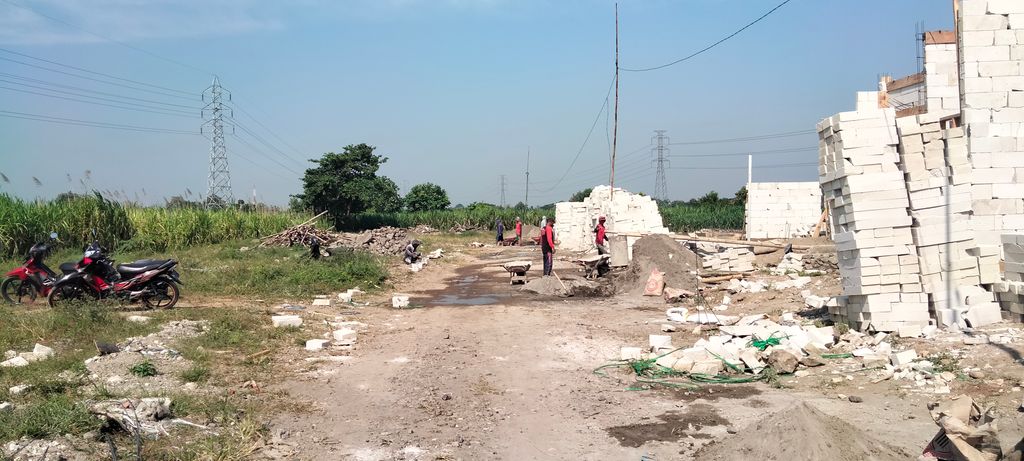 foto contoh rumah perumahan GRIYA NGRONGGO PERMAI 3