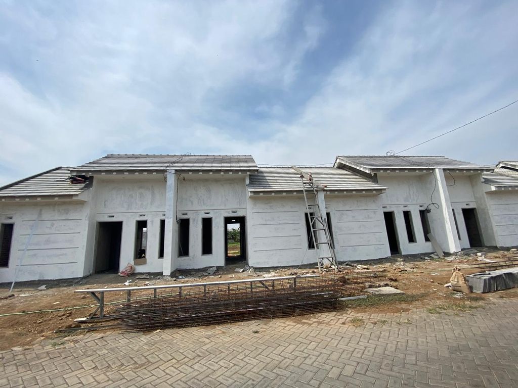 foto tampak rumah tipe 30 perumahan Graha Family Park Bangil