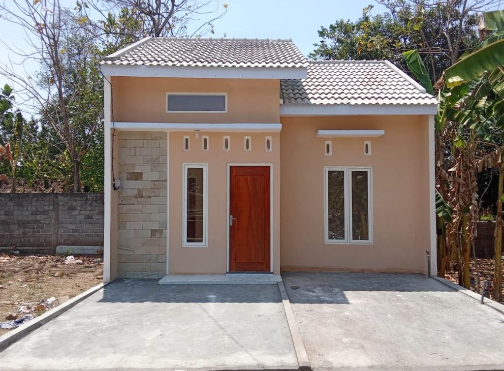 foto tampak rumah tipe SR 3060 perumahan PERUMAHAN SHOBUR RESIDENCE 2