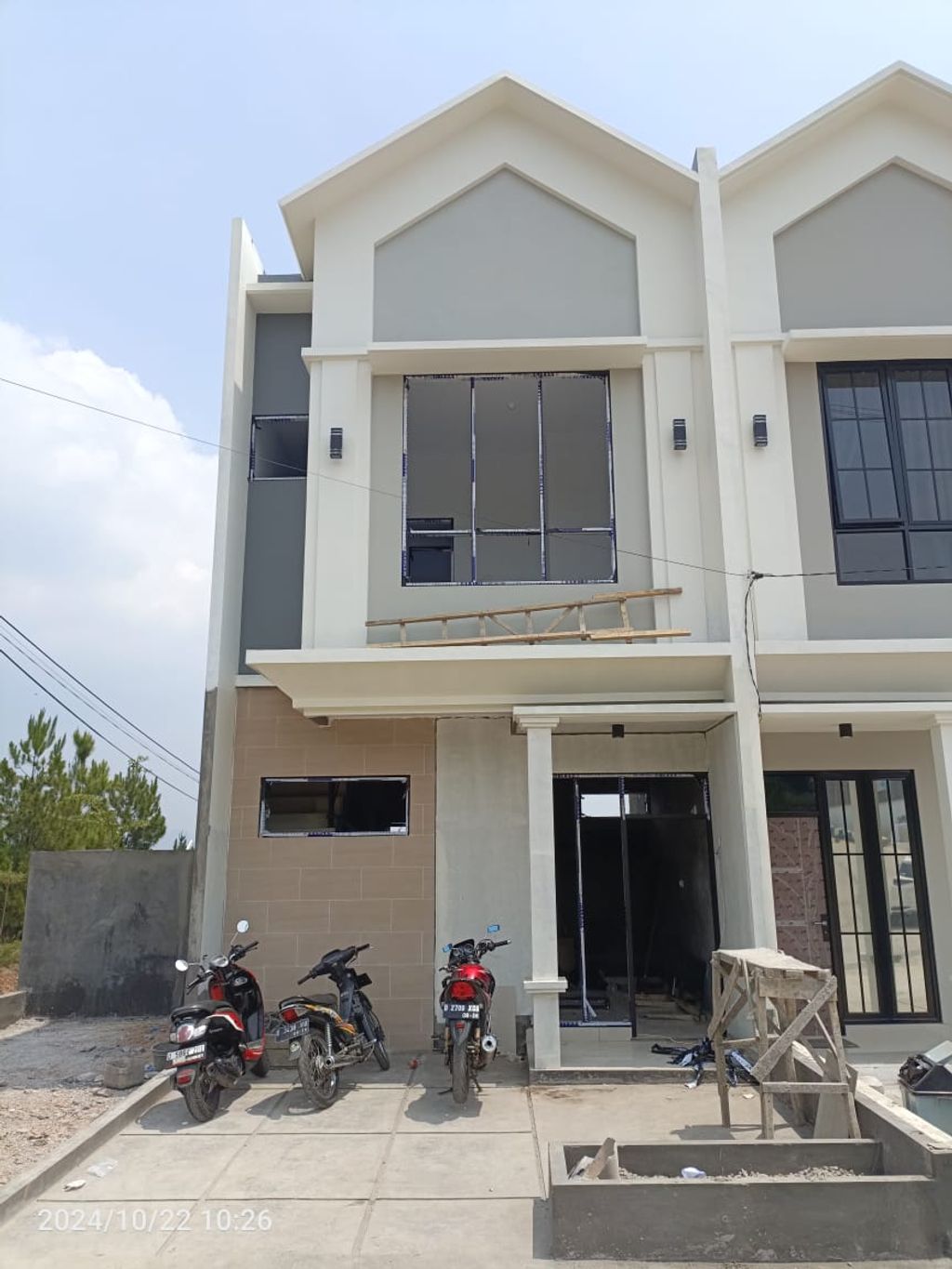 foto tampak rumah tipe 50 Compact High Ceiling (3KT) (479) perumahan Bukit Sukanagara Resort