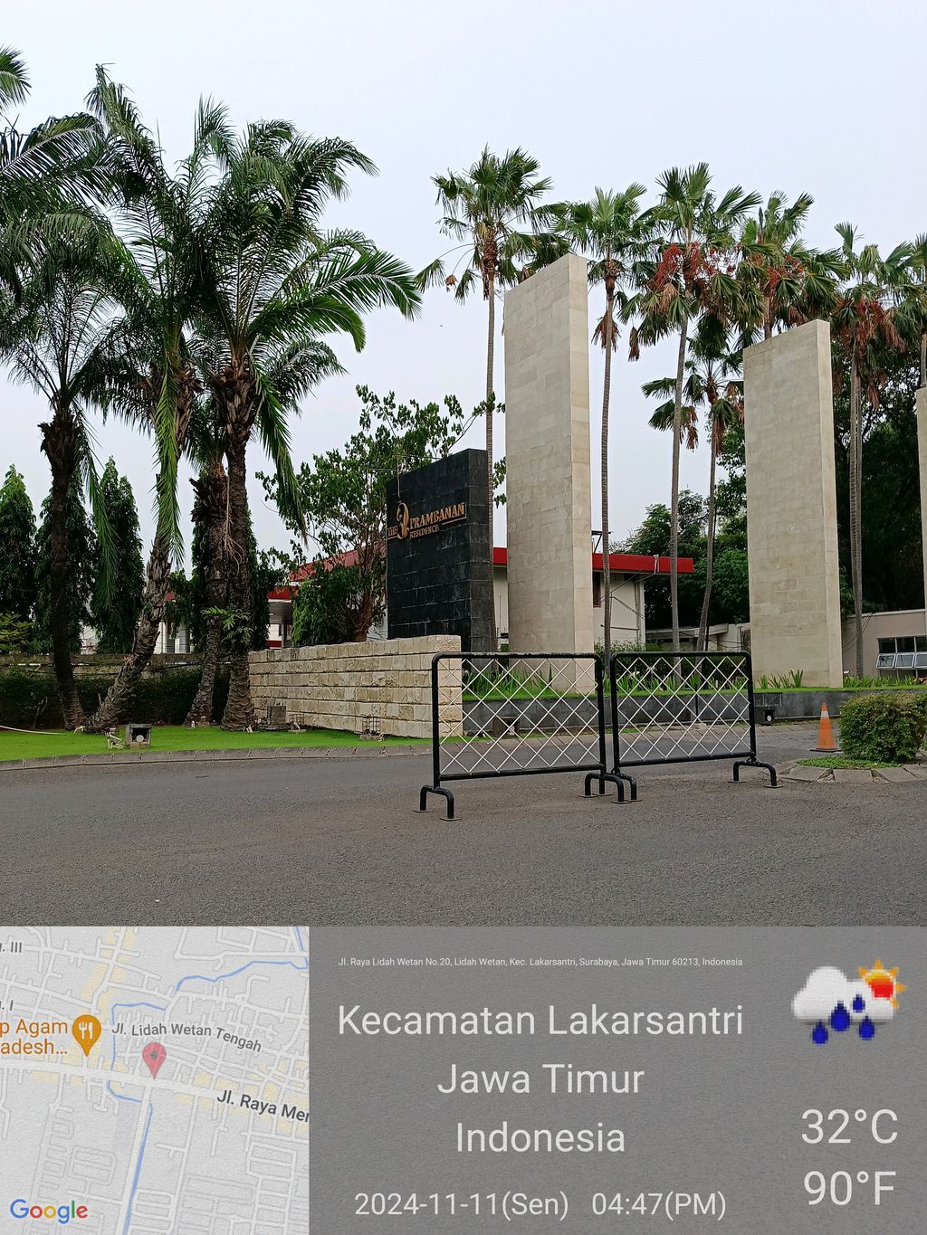 foto gerbang perumahan prambanan residence