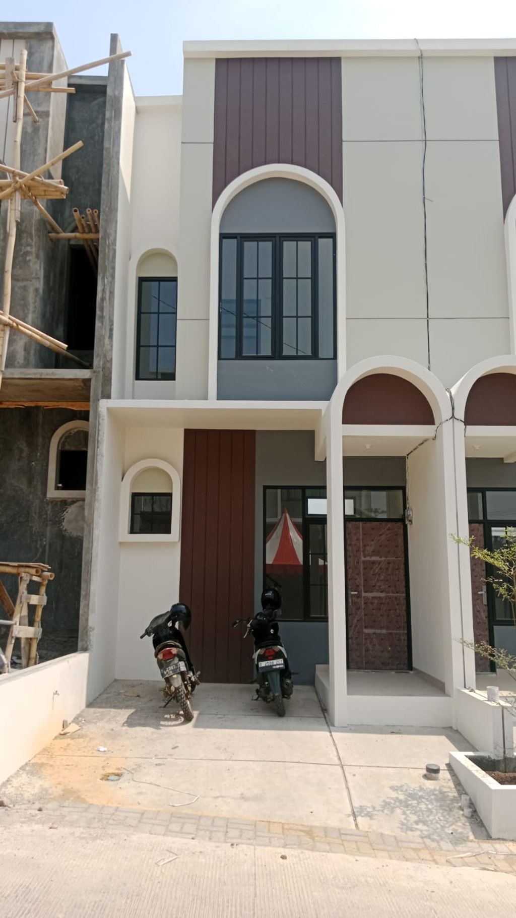 foto tampak rumah tipe 50 Compact 3 Kamar HC(546) perumahan Seroja Home Residence 4