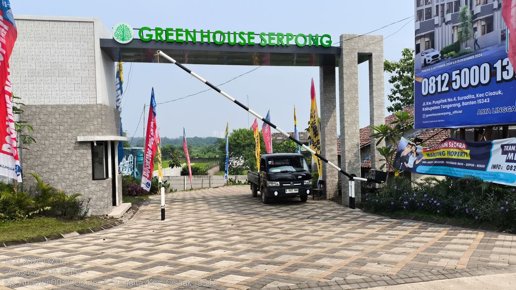 foto gerbang perumahan GREEN HOUSE PROPERTY