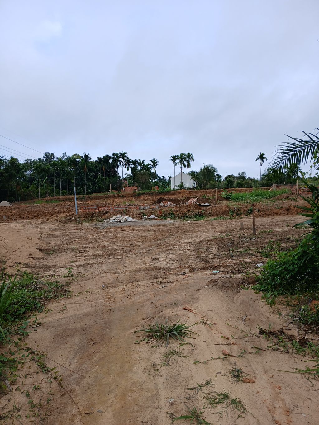 foto gerbang perumahan PURI HALIM 3